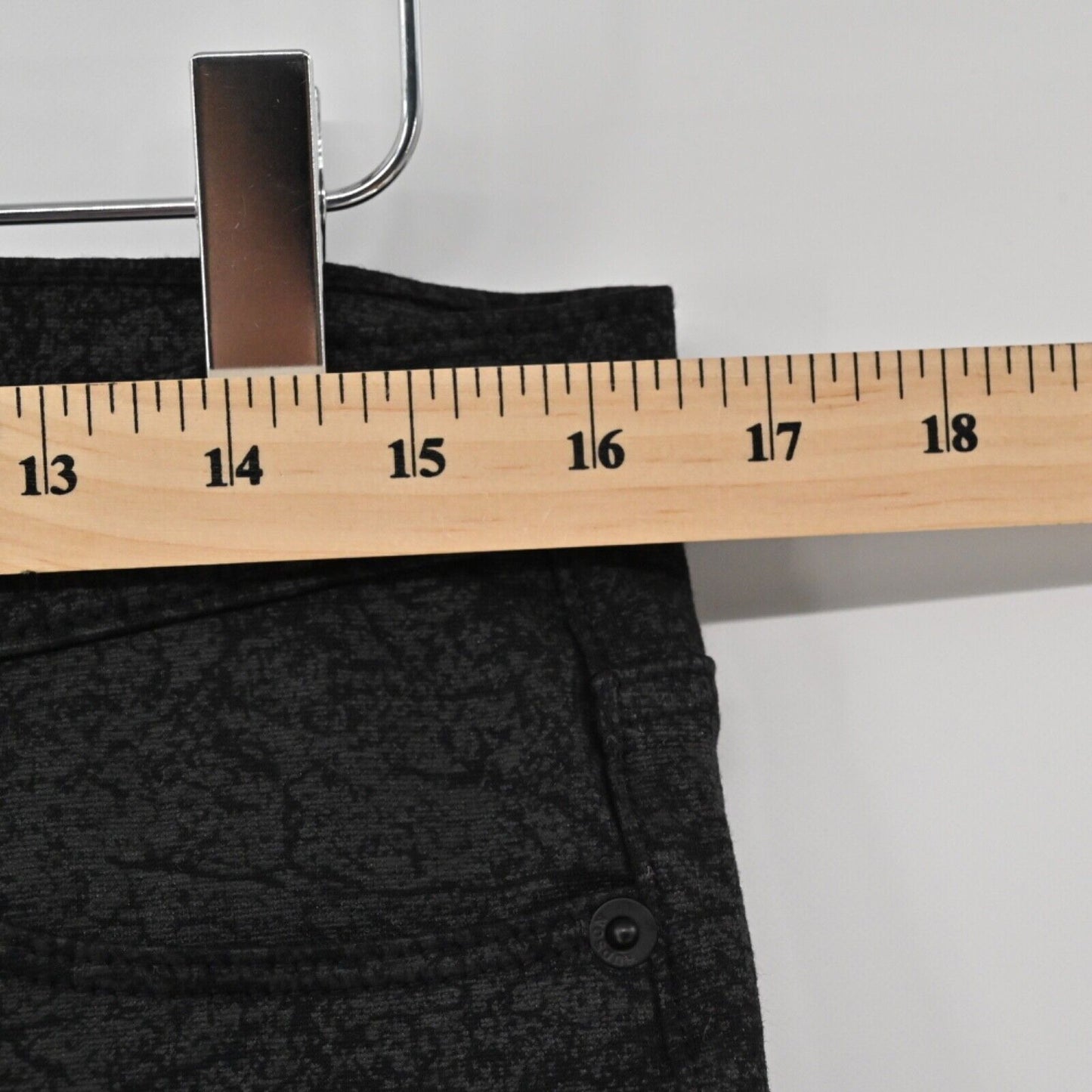 HUDSON Pants Womens Size 30 Black Crackle Nico Mid Rise Super Skinny Stretch USA