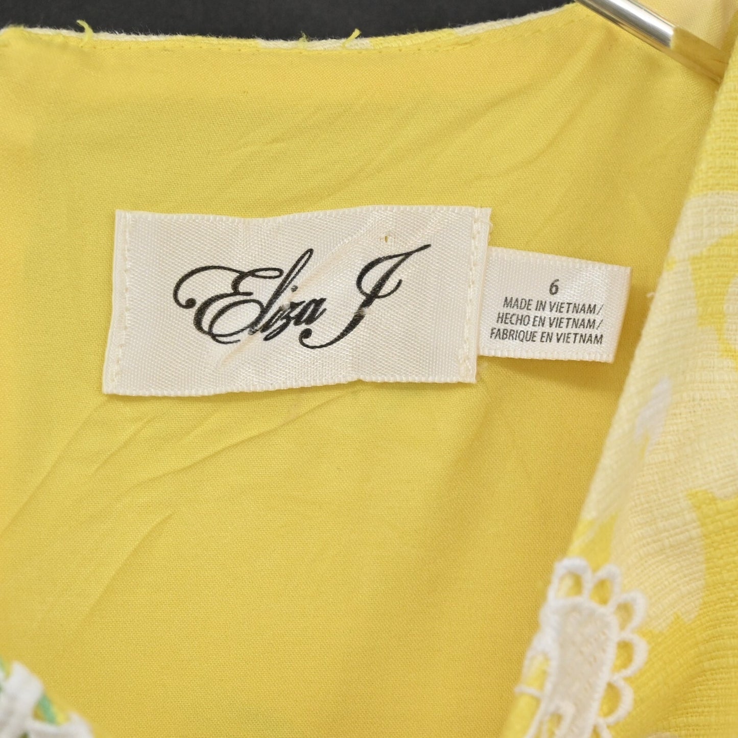 ELIZA J Yellow Shift Dress Size 6 Sleeveless White Lace Trim Floral Print Preppy