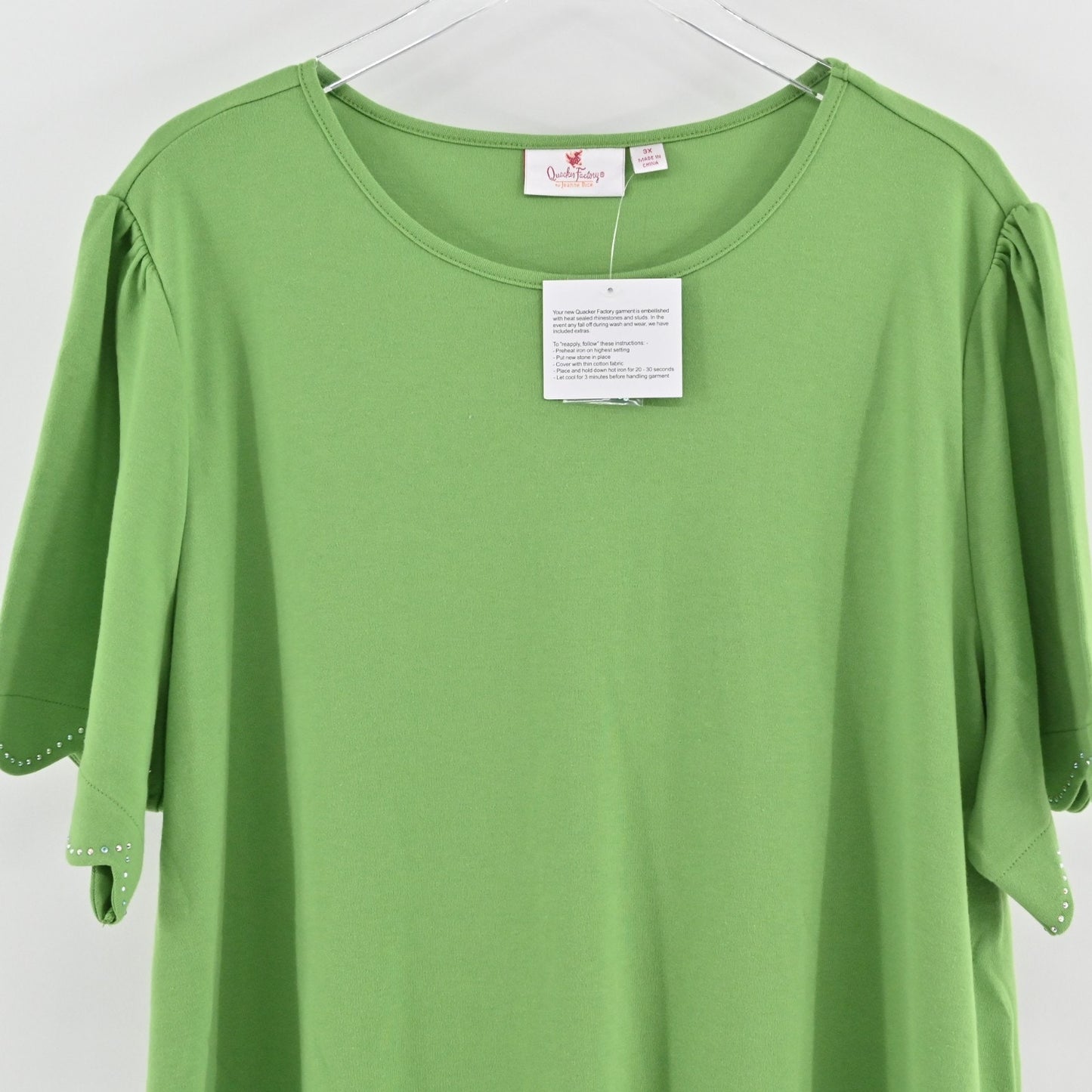 Quacker Factory Womens Scalloped Rhinestone Top Size 3X Green Short Puff Sleeve