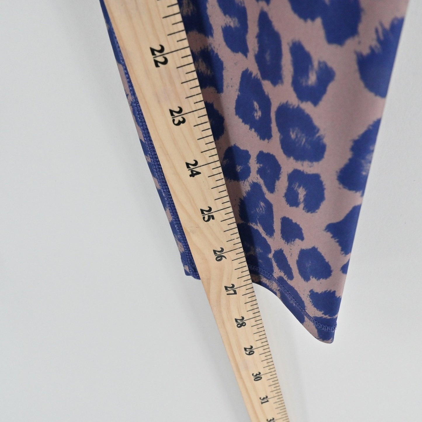 GOOD AMERICAN Womens Animal Print Leggings Size S Tonal Blue Purple Athleisure