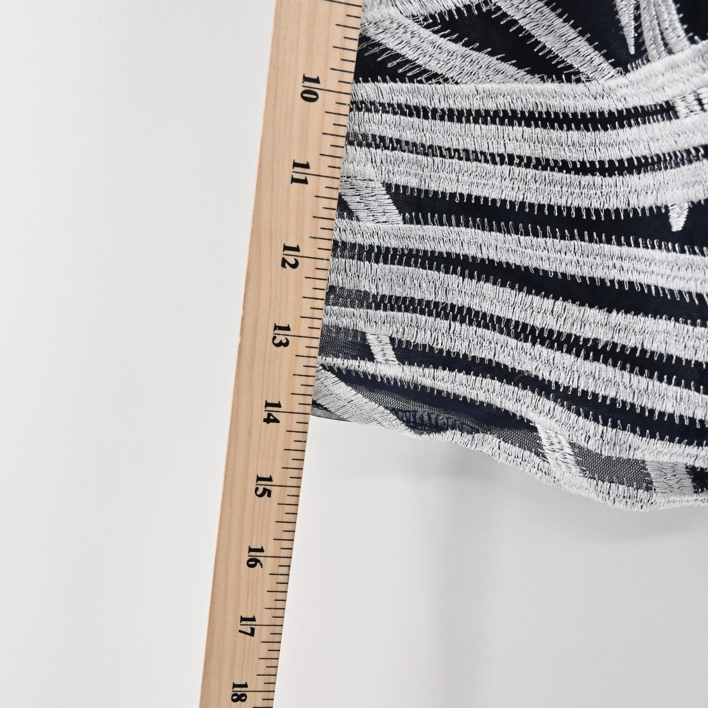 Chicos Womens Travelers Open Front Jacket Size S Navy Silver Embroidered Print