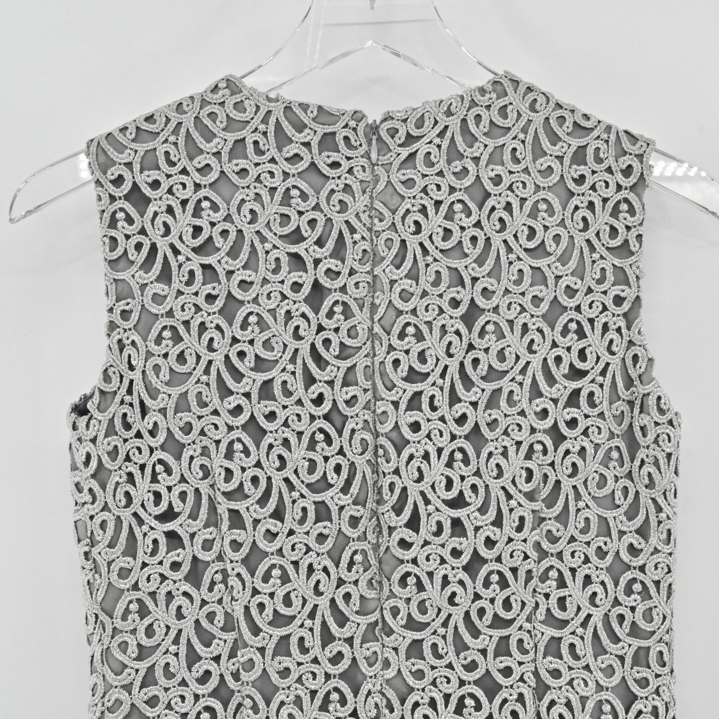 Vtg ANNE KLEIN Lace Top Womens Size 2 Silver Sleeveless Romantic Glamorous Luxe