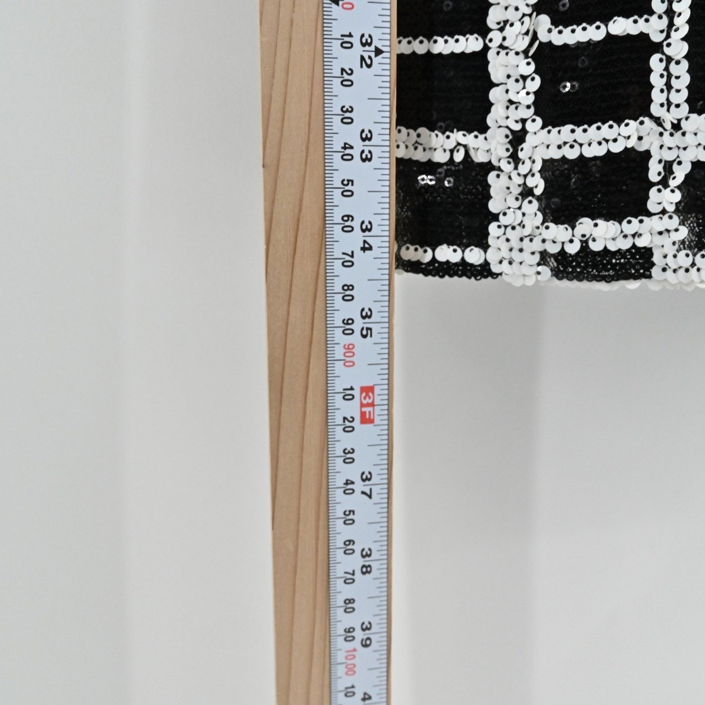 Aidan Mattox Sequin Mini Dress Size 2 Black White Sheath Sleeveless Mesh Glam