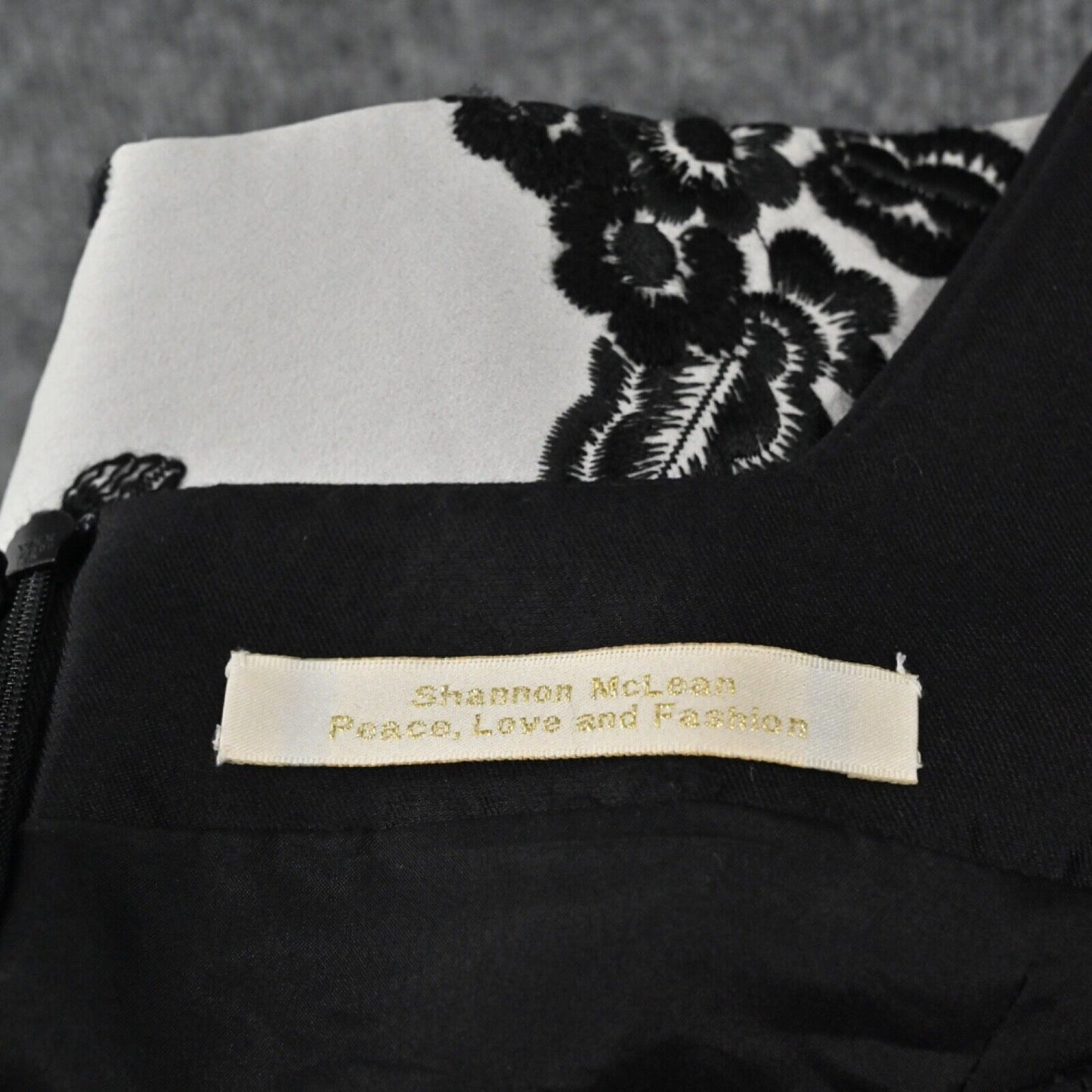 SHANNON MCLEAN Dress Womens Size 10 Black White Floral Embroidered Mini Sheath