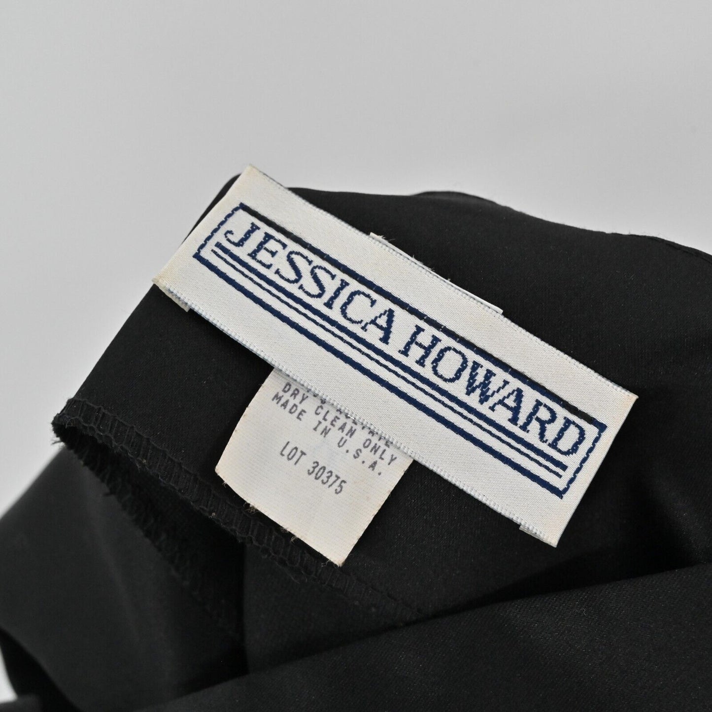 JESSICA HOWARD Vest Womens Size 6 Black Satin Double Breasted Sleeveless Collar
