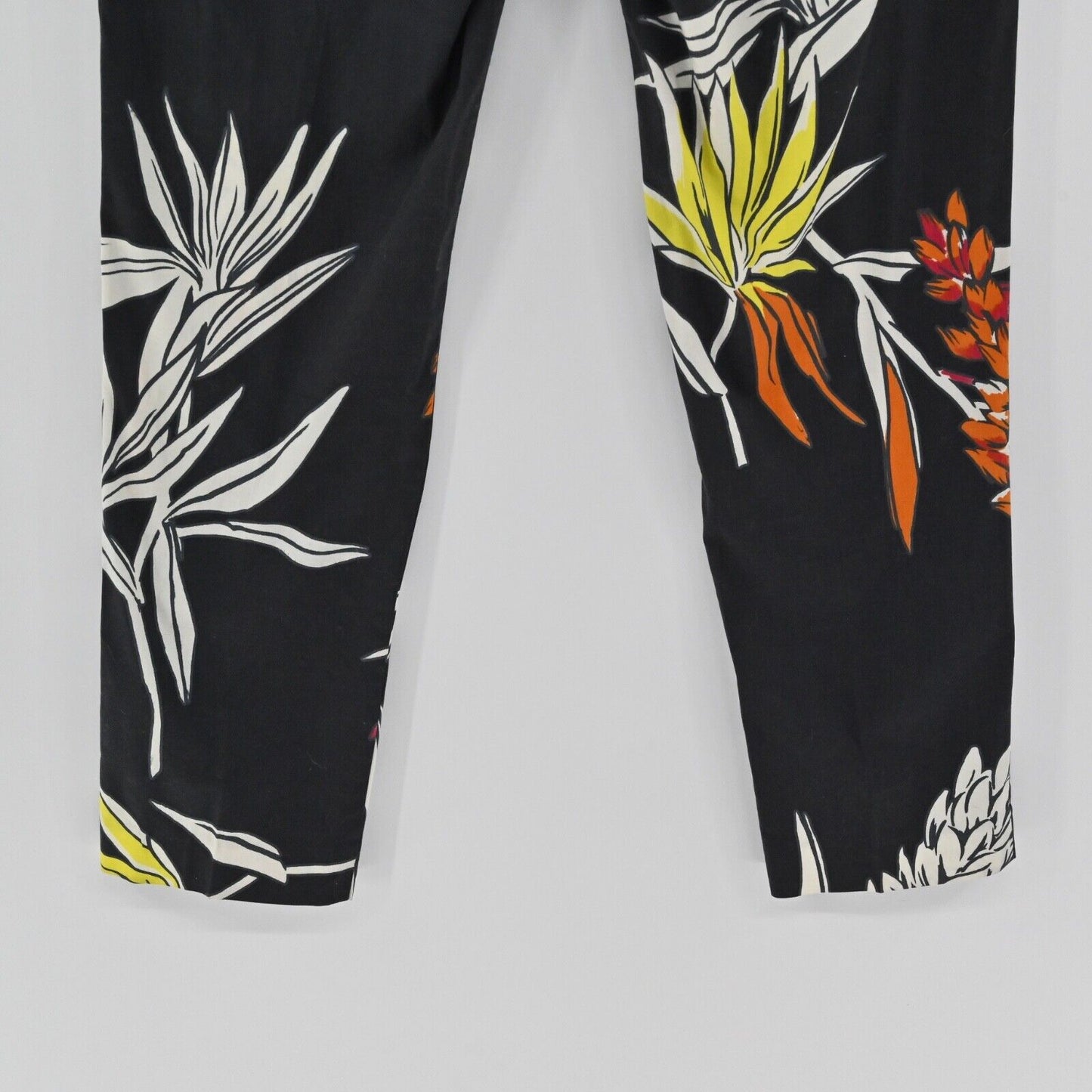 BEATRICE B Pants Women Sz M Black Tropical Floral Cotton Mid Rise Pleated Skinny