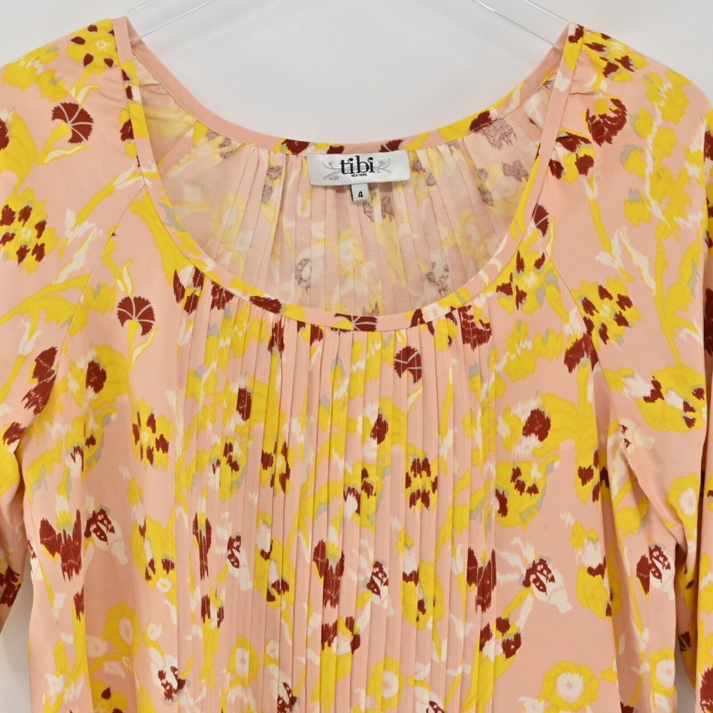 TIBI Top Womens Sz 4 Blush Pink Boho Floral 100% Silk Pleated 3/4 Sleeve Blouse