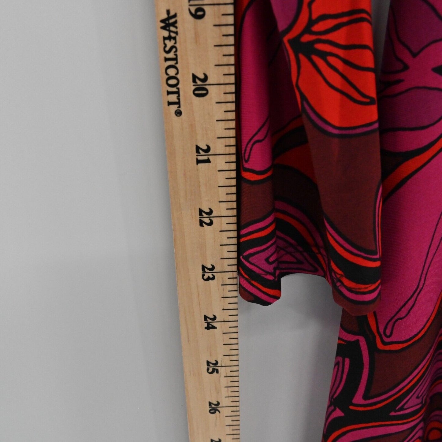TRINA TURK Dress Size 0 Pink Red Floral V Neck Long Sleeve Paisley Valentines