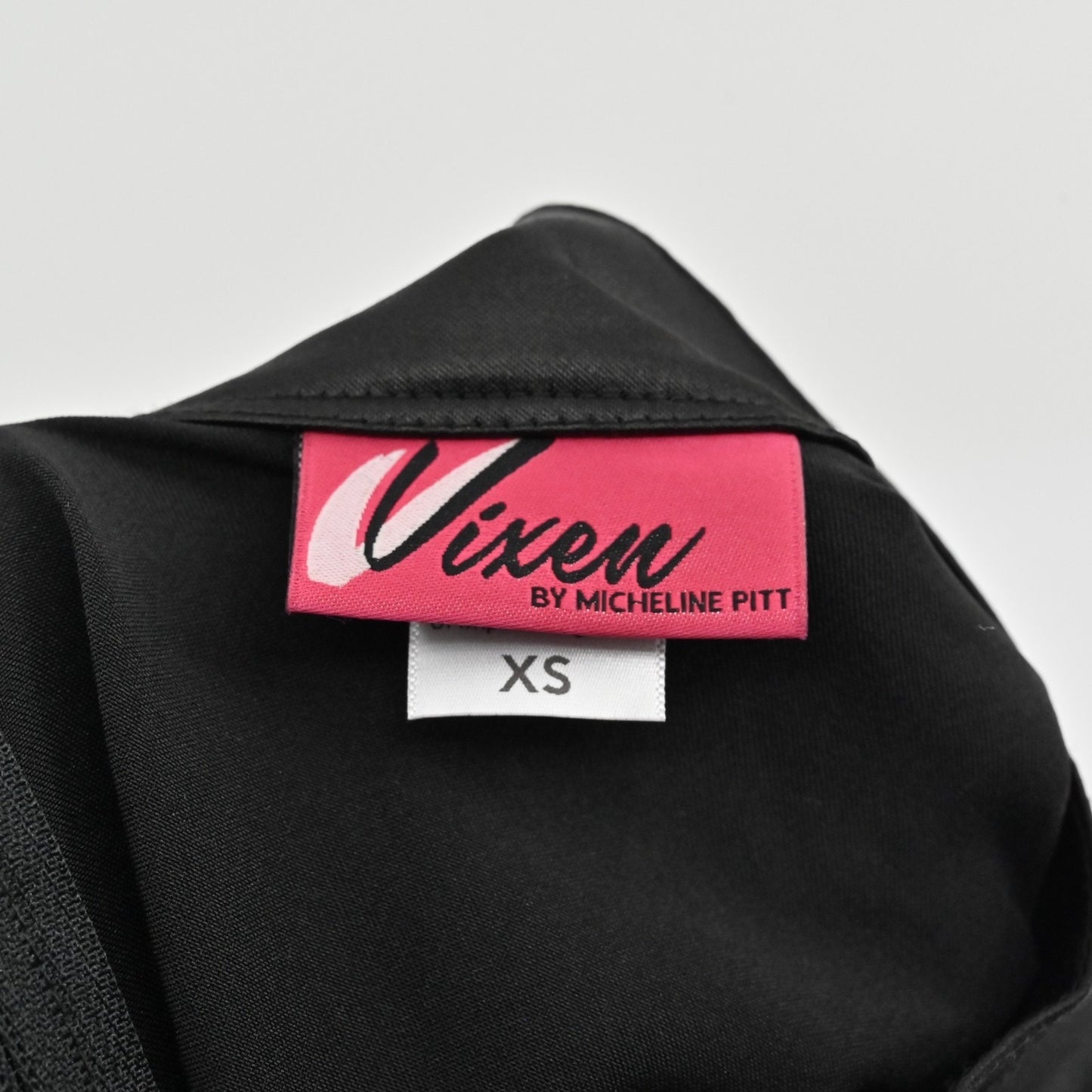 Vixen By Micheline Pitt Black Swing Skirt Size XS Satin Retro Classic Pinup Girl