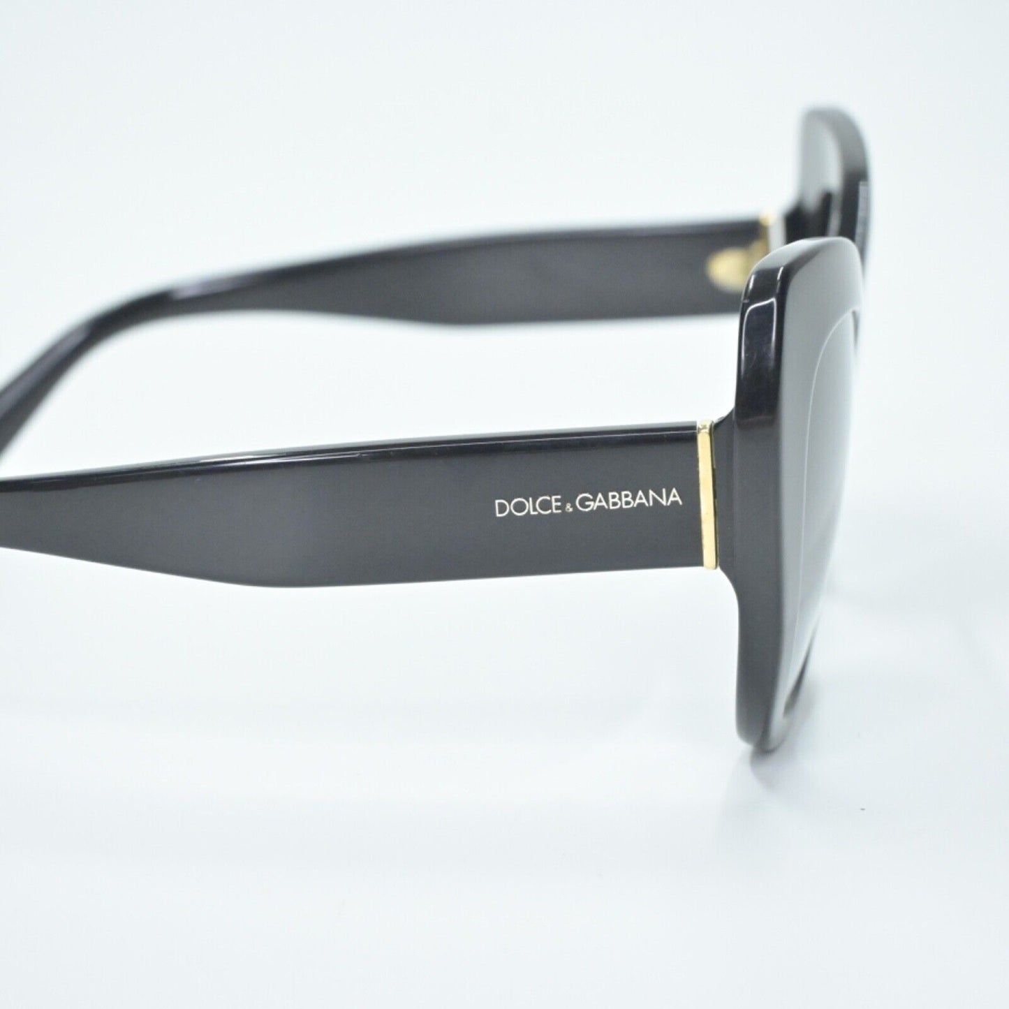 DOLCE GABBANA Sunglasses Black Butterfly Cat Eye Case Gold Metal Bridge Italy