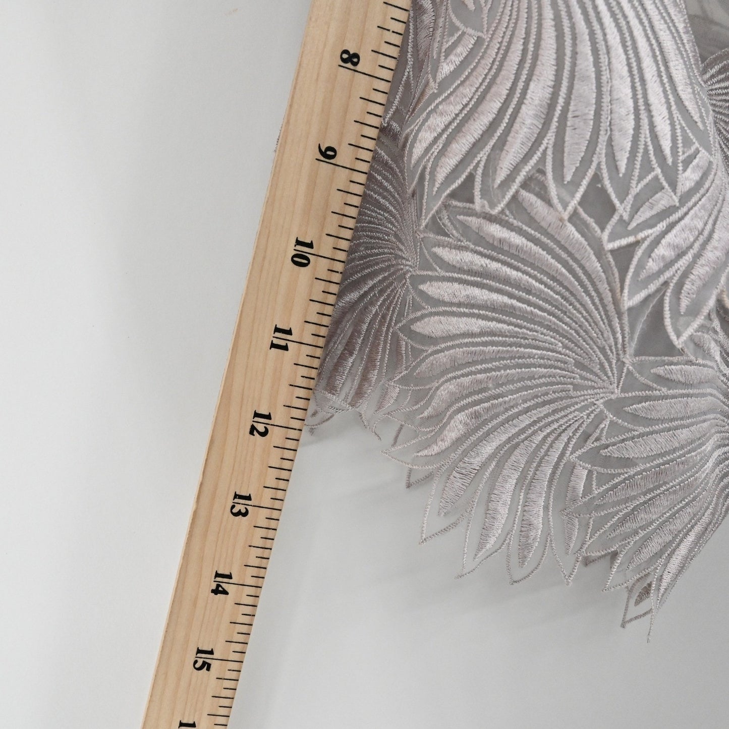 Yoana Baraschi Cocktail Dress Size 8 Gray Sheer Overlay Floral Embroidered