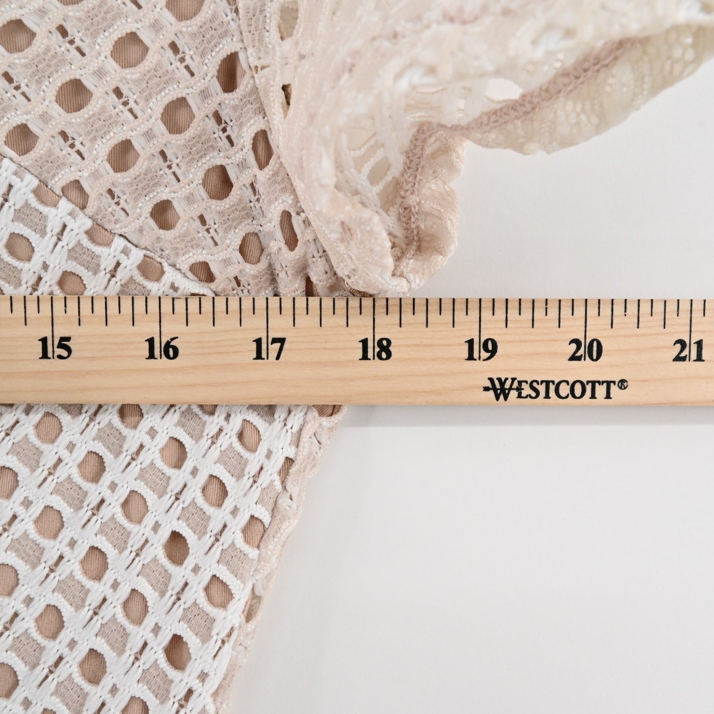 BCBGMaxazria Womens Kaleigh‎ Peplum Lace Eyelet Top Size XS Blouse Cream White