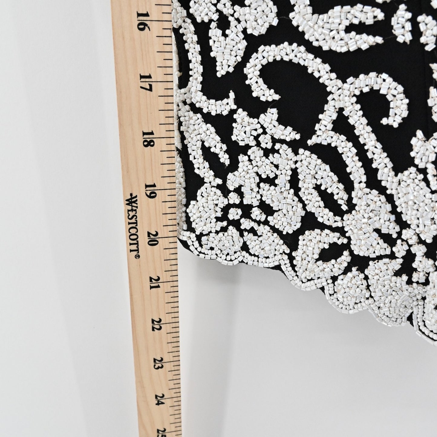 Vtg Womens Beaded Top S Black White Floral Sleeveless All Over Embellished JKARA