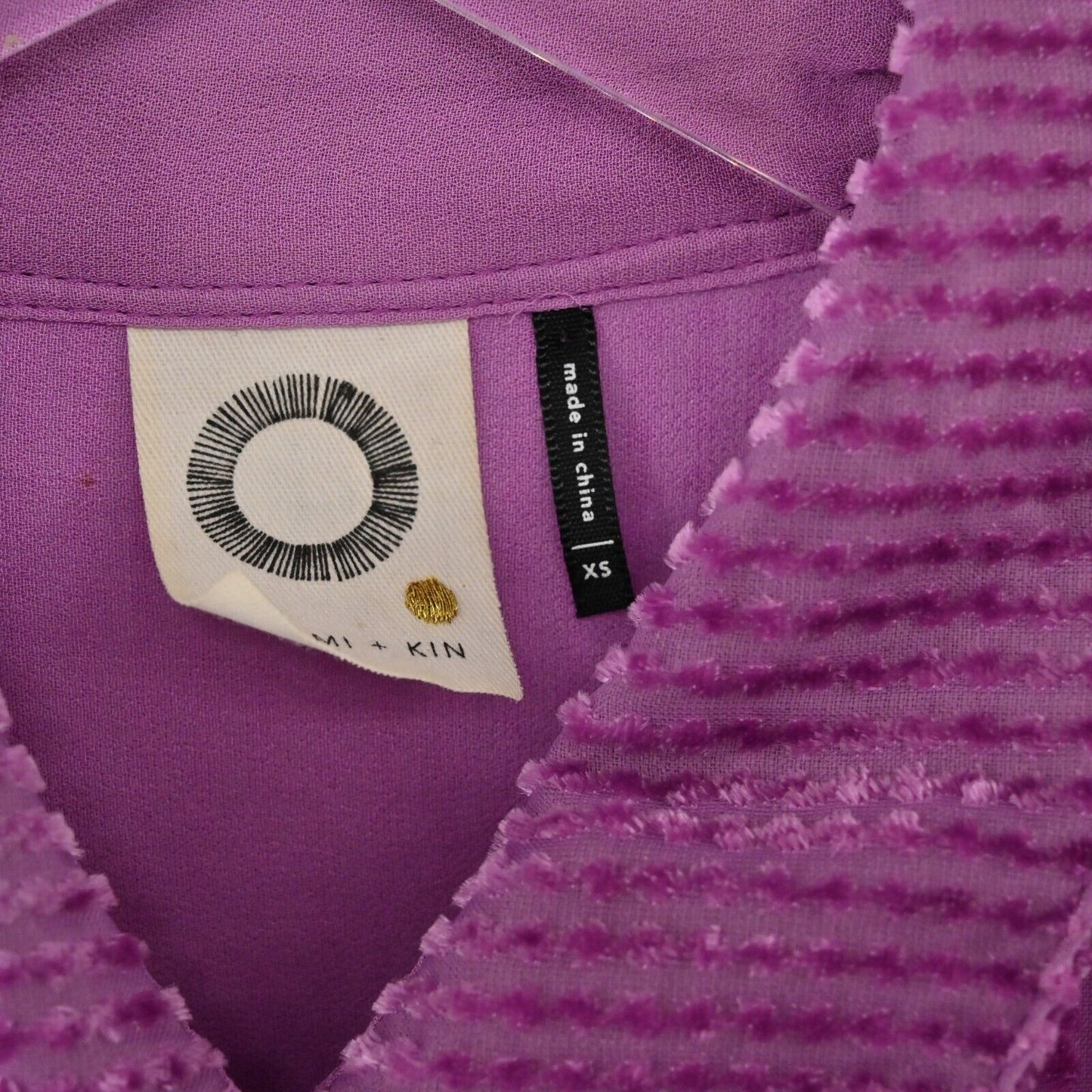 ANTHROPOLOGIE Top Womens Sz XS Akemi + Kin Purple Velvet Tunic Duster Button