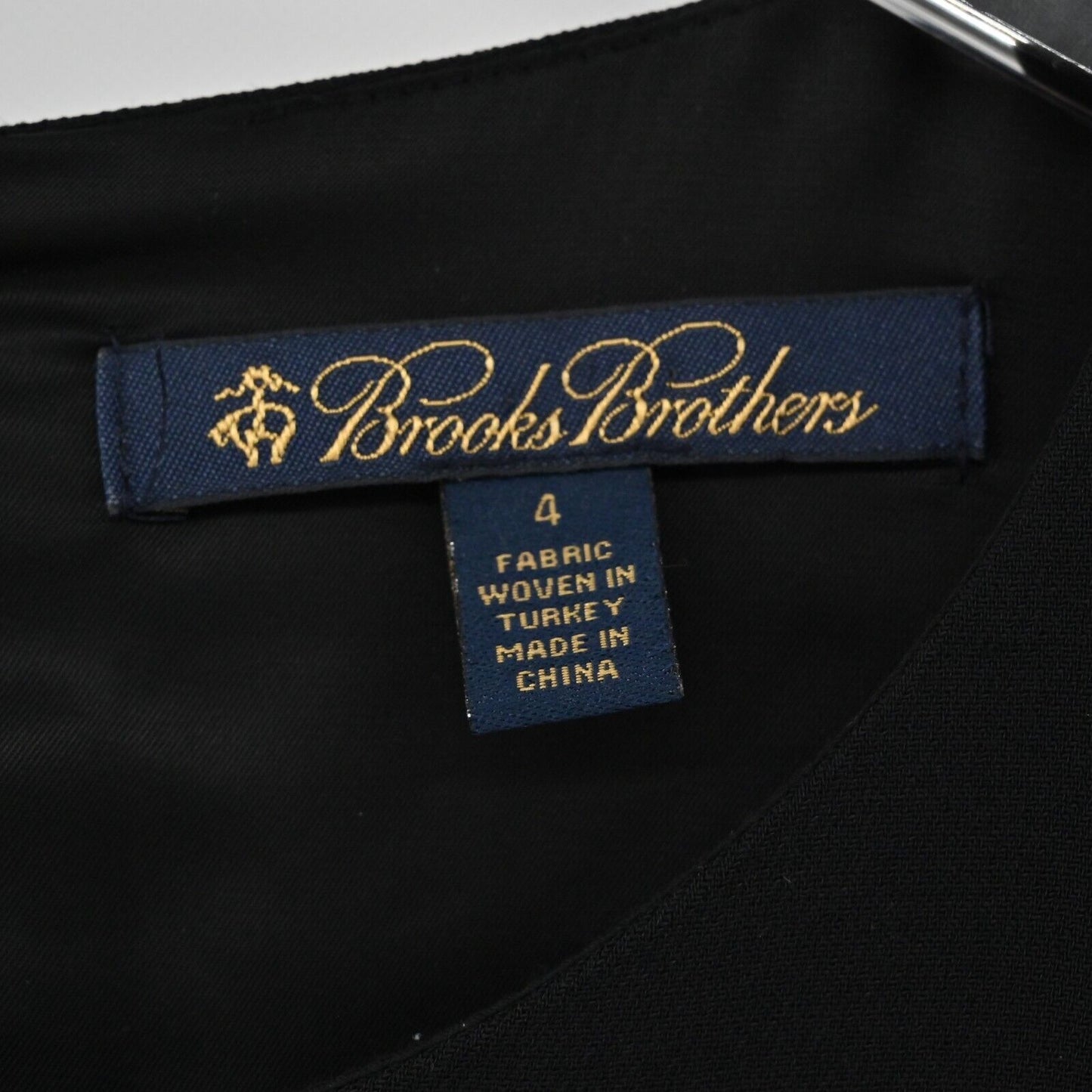 BROOKS BROTHERS Top Womens Size 4 Long Sleeve Classic Solid Black Lined Blouse