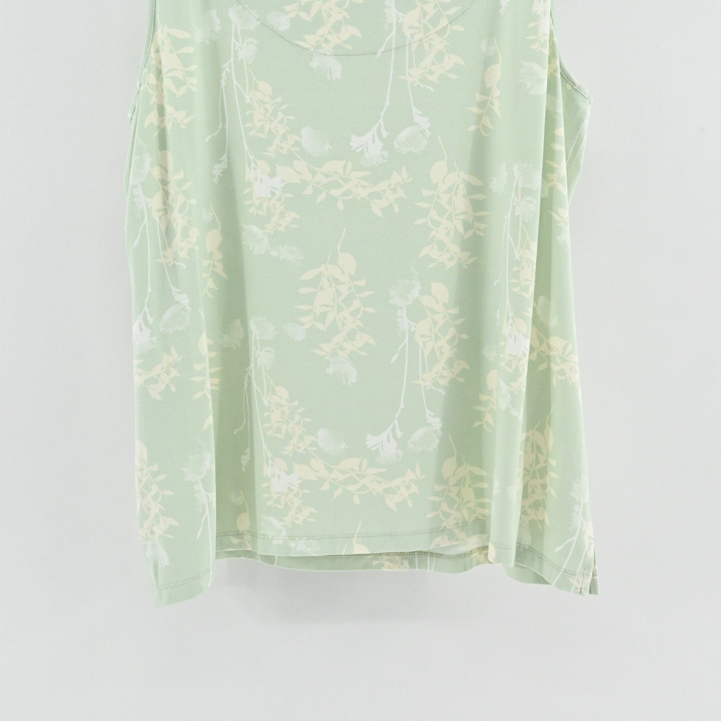 Chicos Bouquet Polish Knit Tank Top Size L Floral Sleeveless Green