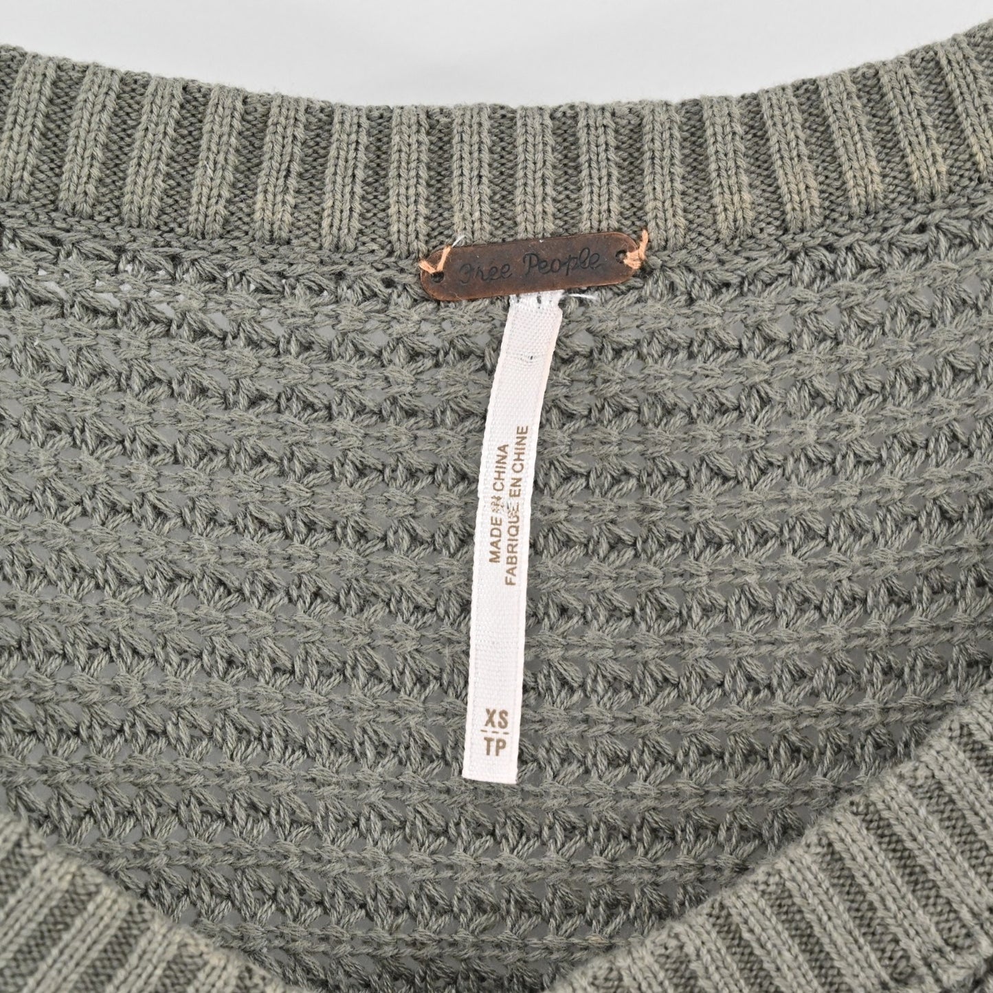 FREE PEOPLE Womens Moonshine Sweater Size XS Cold Shoulder VNeck Oversized Knit