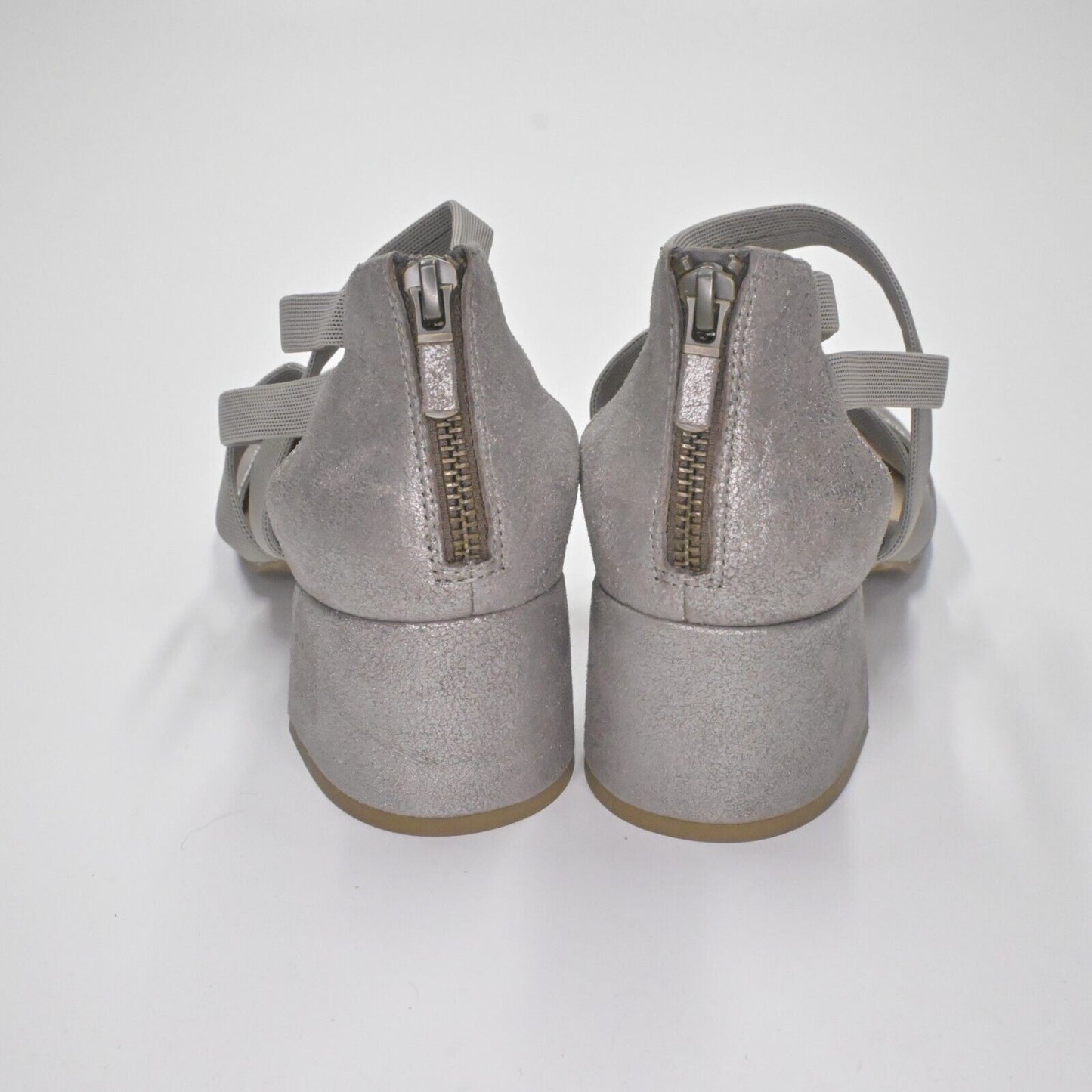 EILEEN FISHER Pumps Womens Size 7.5 Juku Mica Silver Strappy Closed Almond Toe