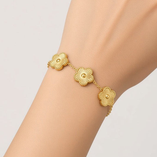 Double Sided Clover Flower Charm Bracelet 18K Gold Plated Titanium Steel