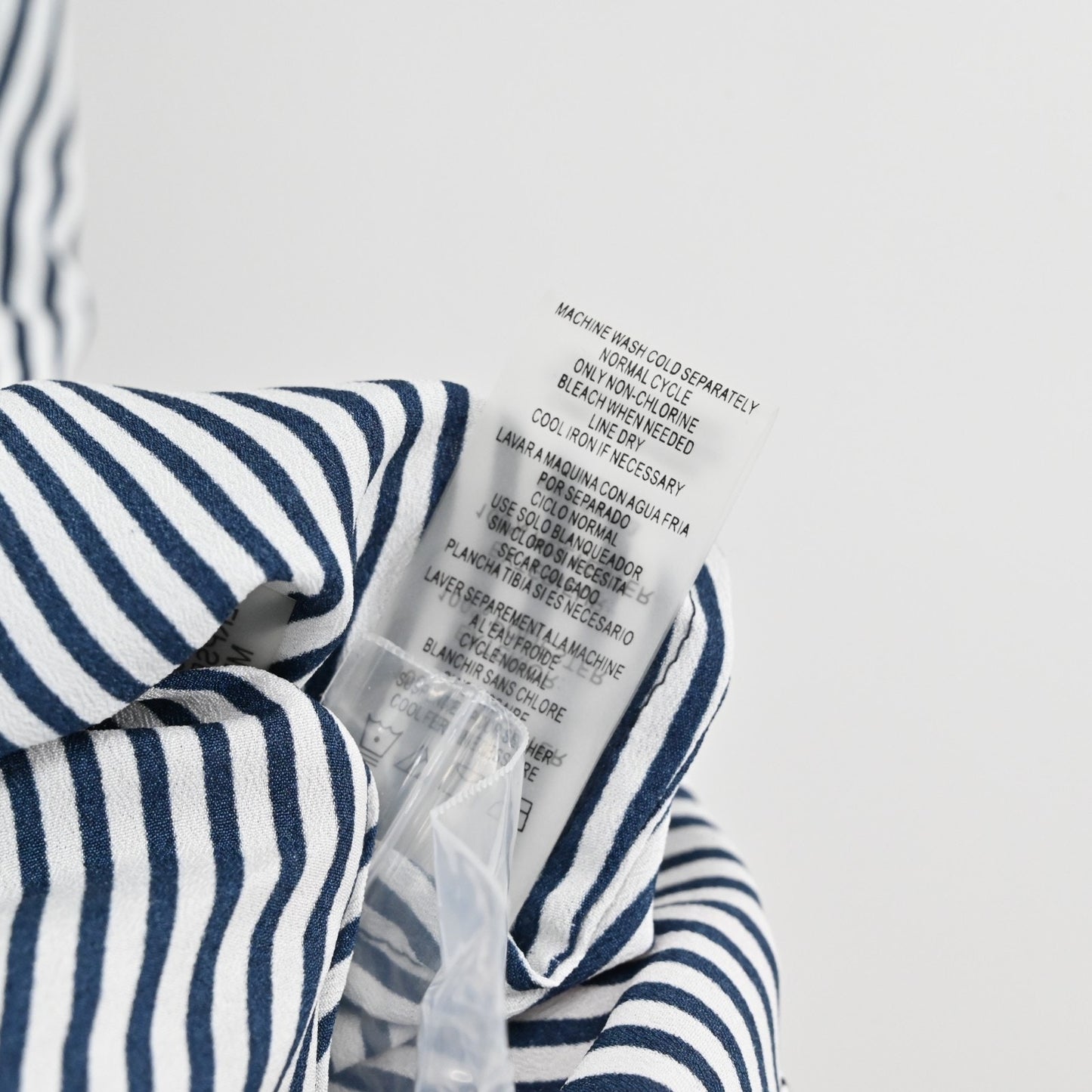 Karl Lagerfeld Womens Yagavi Ruffle Front Top Sz L Striped Sleeveless Blouse NEW