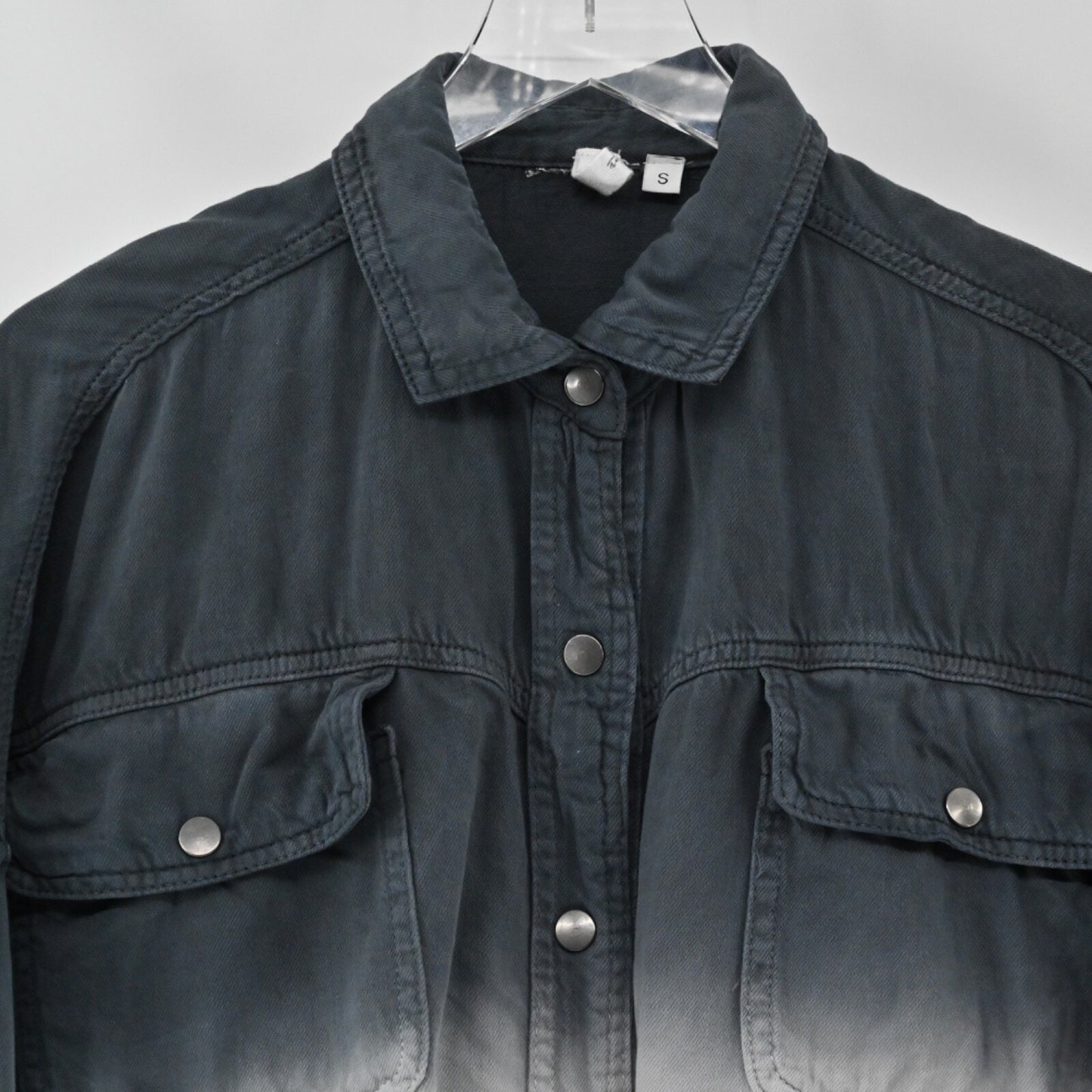 ELAN Womens Devan Denim Jacket Size S Gray Ombre Rock Roll Edgy Shacket Cotton