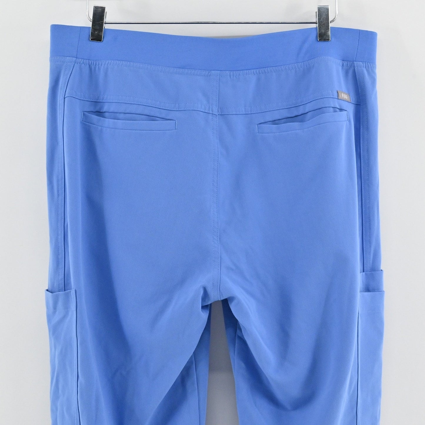 FIGS Mens Axim Technical Collection Scrub Pants Size L Short Blue Cargo T2001S