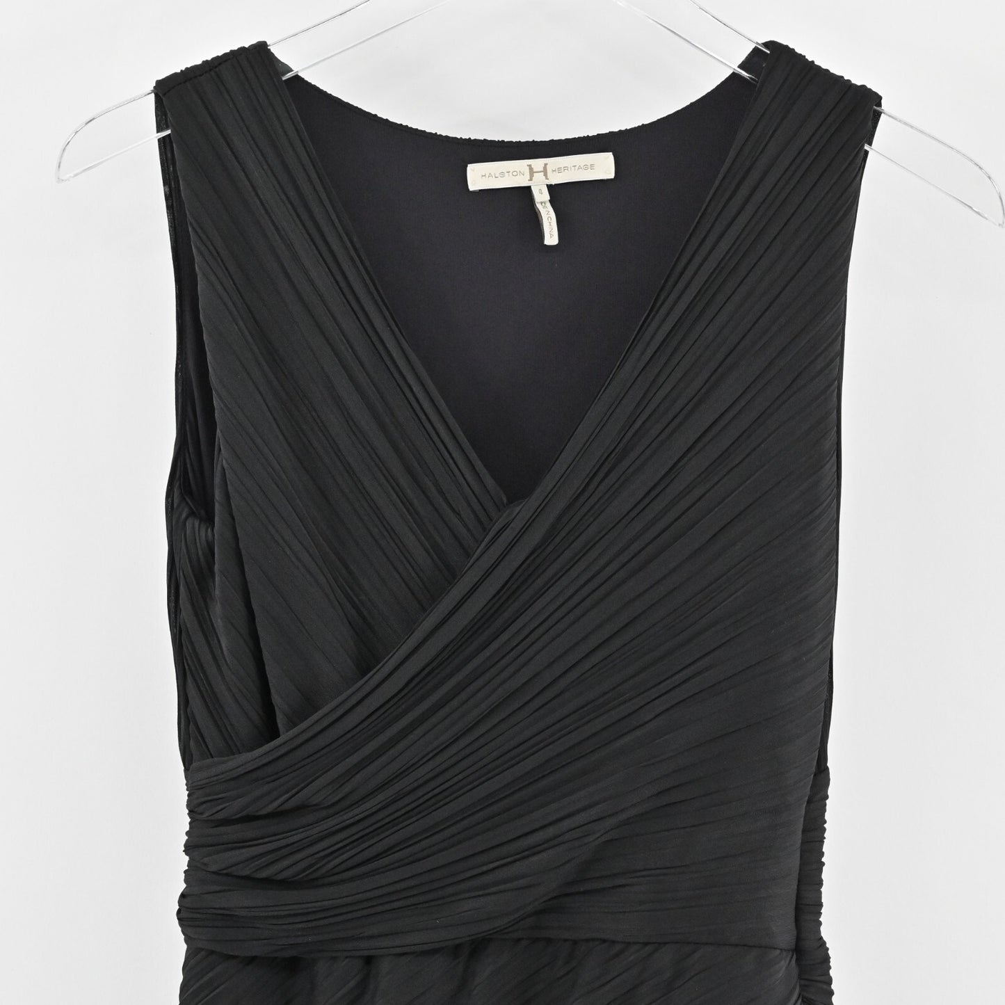 HALSTON HERITAGE Dress Size 4 Black Sleeveless VNeck Shirred Ruched Pleated LBD