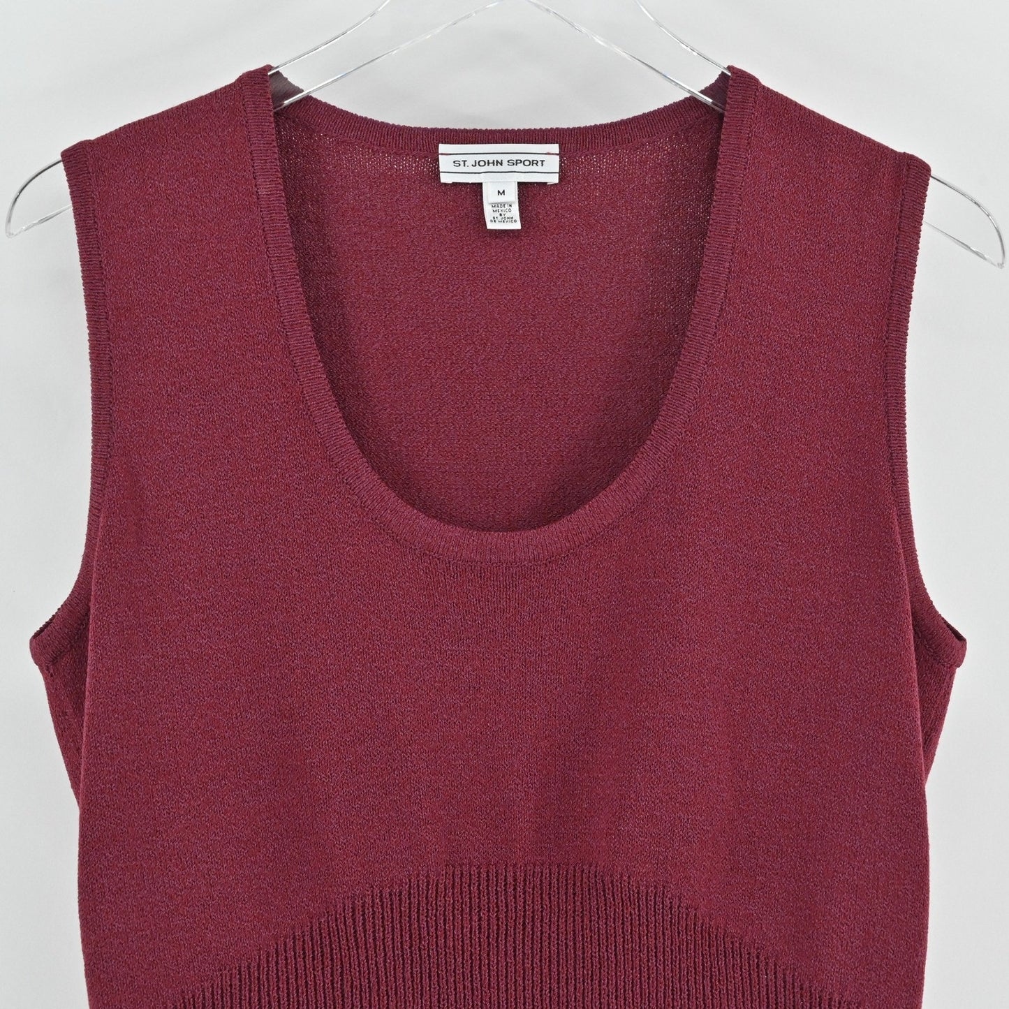 Vtg St John Womens Wool Knit Top Size M Burgundy Quiet Luxury Refined Dog Show
