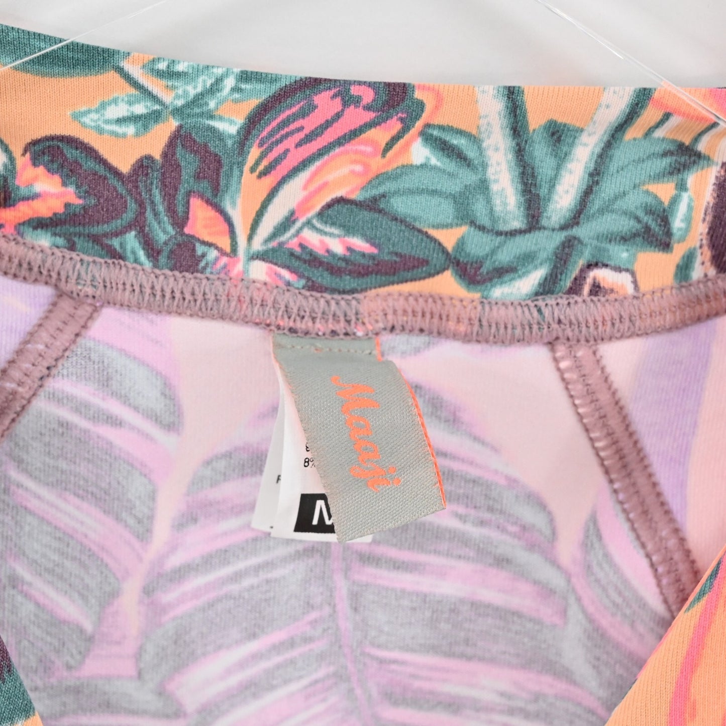 MAAJI Swim Top Womens Size M Rashguard Rum Punch Long Sleeve Multicolor Print