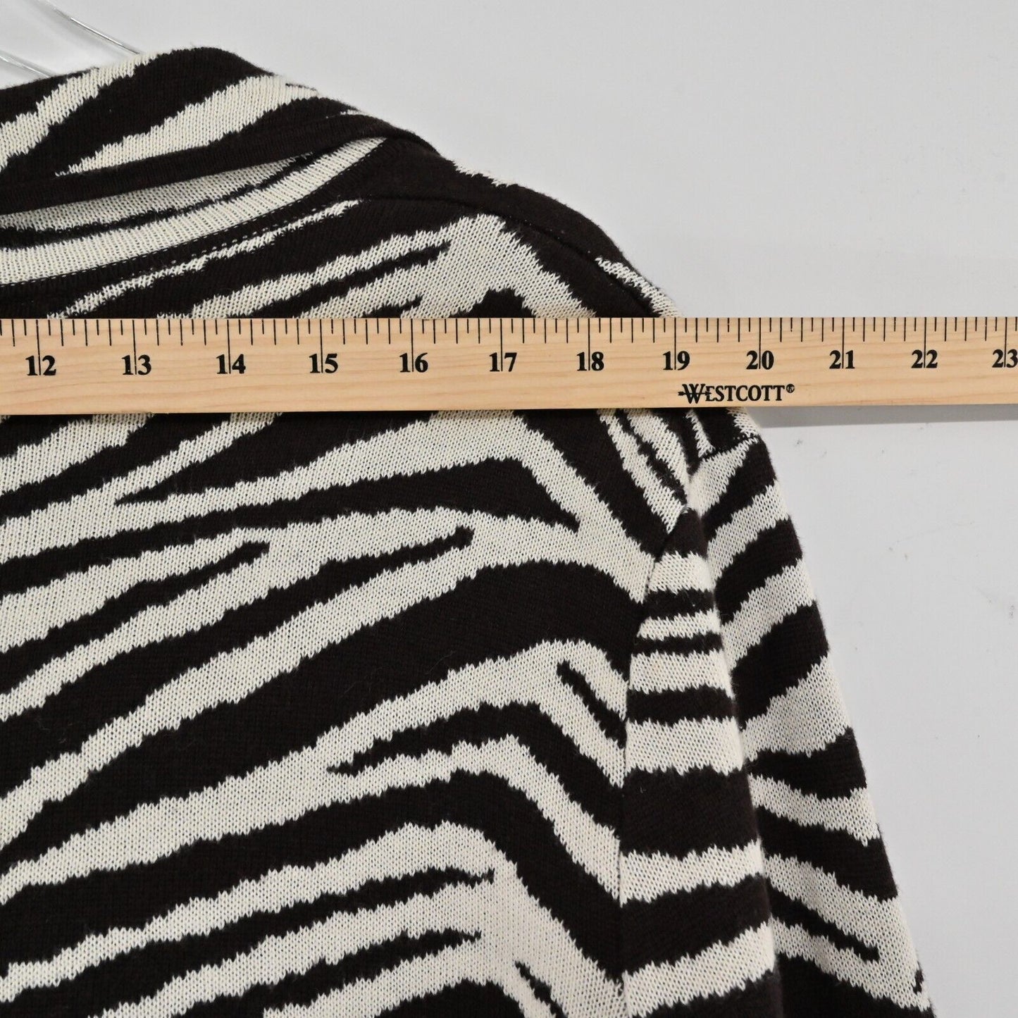 Vtg LAURA ASHLEY Sweater Jacket Womens Size L Zebra Print Button Down Cardigan