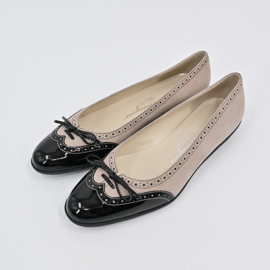 Salvatore Ferragamo Oxford Bow Flats Womens Size 6.5B Suede Black Patent Leather