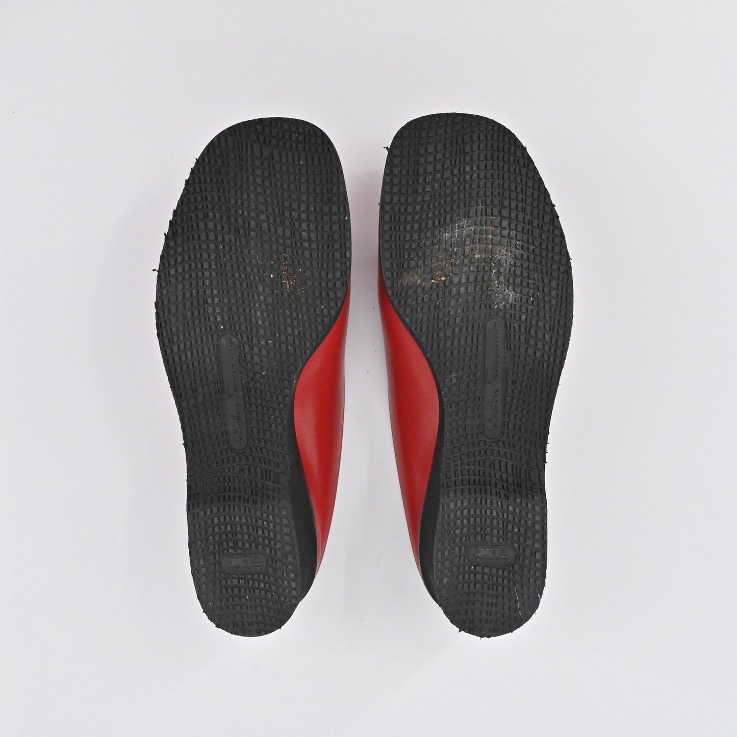 Salvatore Ferragamo Slide Wedges Womens Size 7B Red Logo Open Toe Comfort Preppy