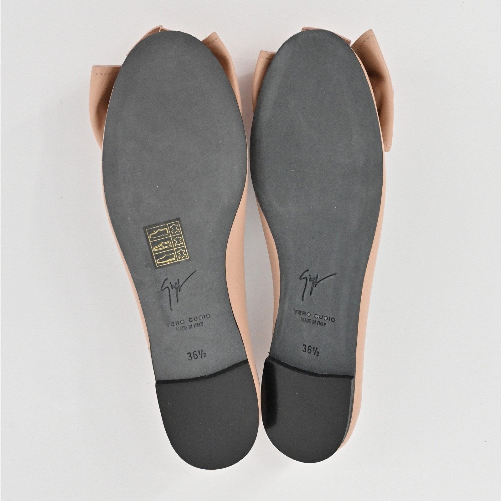 Giuseppe Zanotti Leather Bow Flats Womens Size 36.5 Nude Ballet Quiet Luxury
