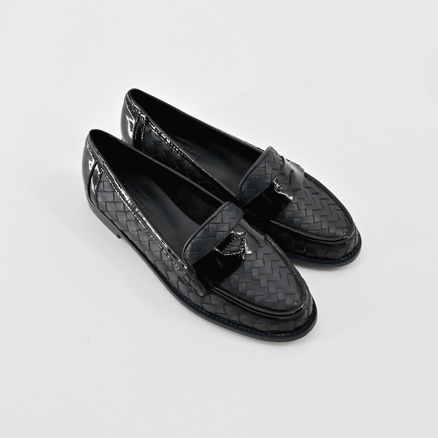 Sesto Meucci Woven Leather Penny Loafers Womens Size 6.5 Black Italy Luxury Chic