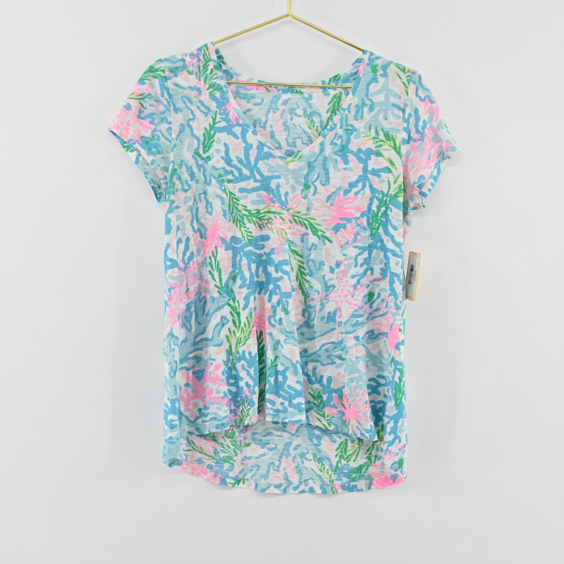 Lilly Pulitzer V-Neck Tee Size L