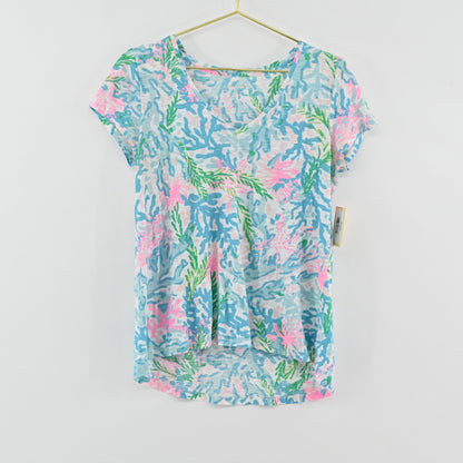 Lilly Pulitzer V-Neck Tee Size L
