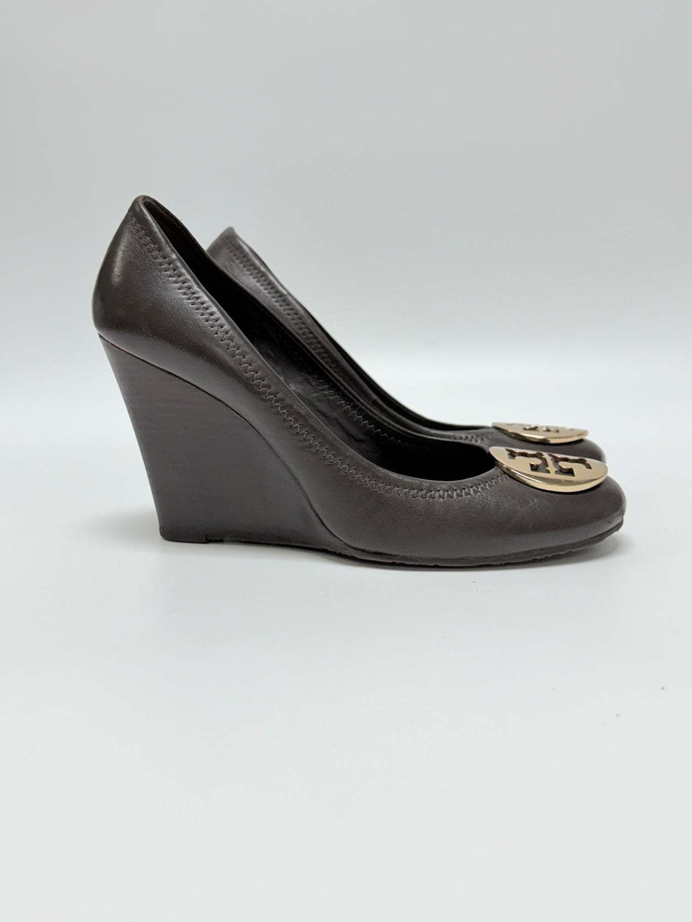 Tory Burch Brown Wedge Shoes Size 7.5
