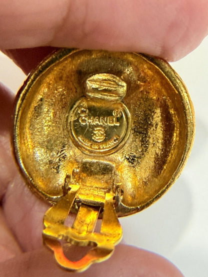 Vtg 80/90s Chanel Clip-on Gold Earrings