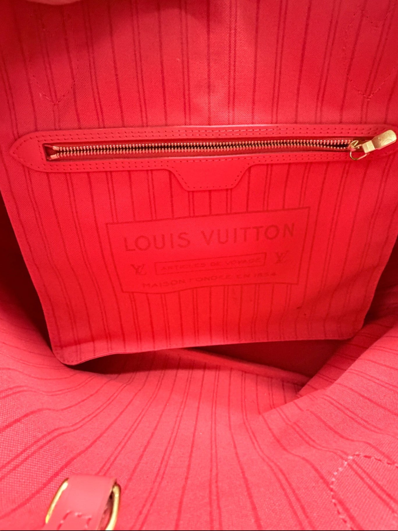 Louis Vuitton Limited Edition 2015 Monogram Totem Neverfull MM Tote Bag