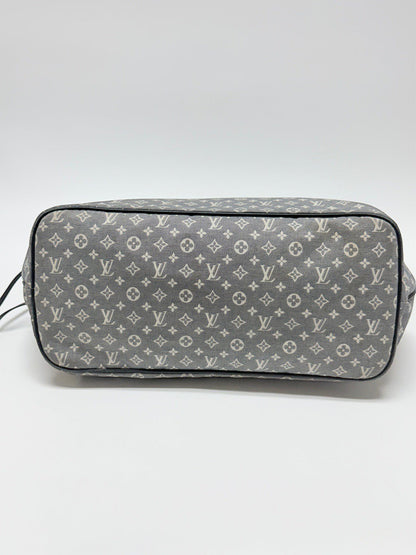 LOUIS VUITTON Neverfull MM Monogram Idylle Canvas Navy Shoulder Tote Bag M40514