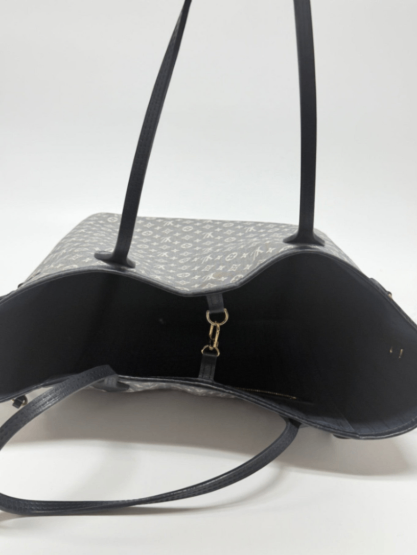 LOUIS VUITTON Neverfull MM Monogram Idylle Canvas Navy Shoulder Tote Bag M40514
