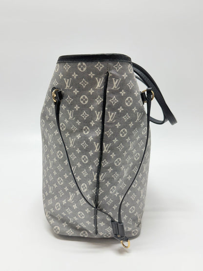 LOUIS VUITTON Neverfull MM Monogram Idylle Canvas Navy Shoulder Tote Bag M40514