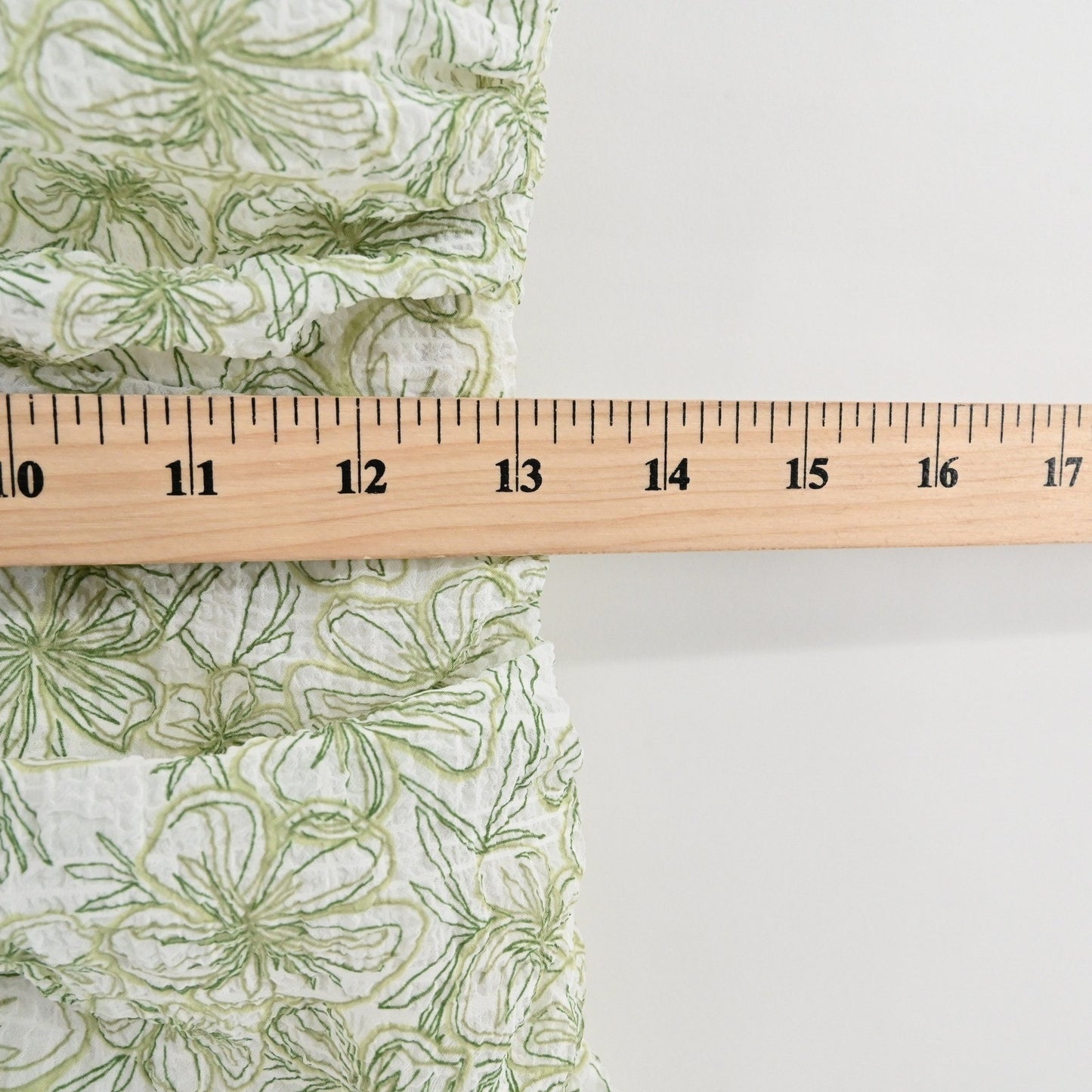 En Saison Monique Ruched Floral Mini Dress Size S Romantic Green Puff Sleeve