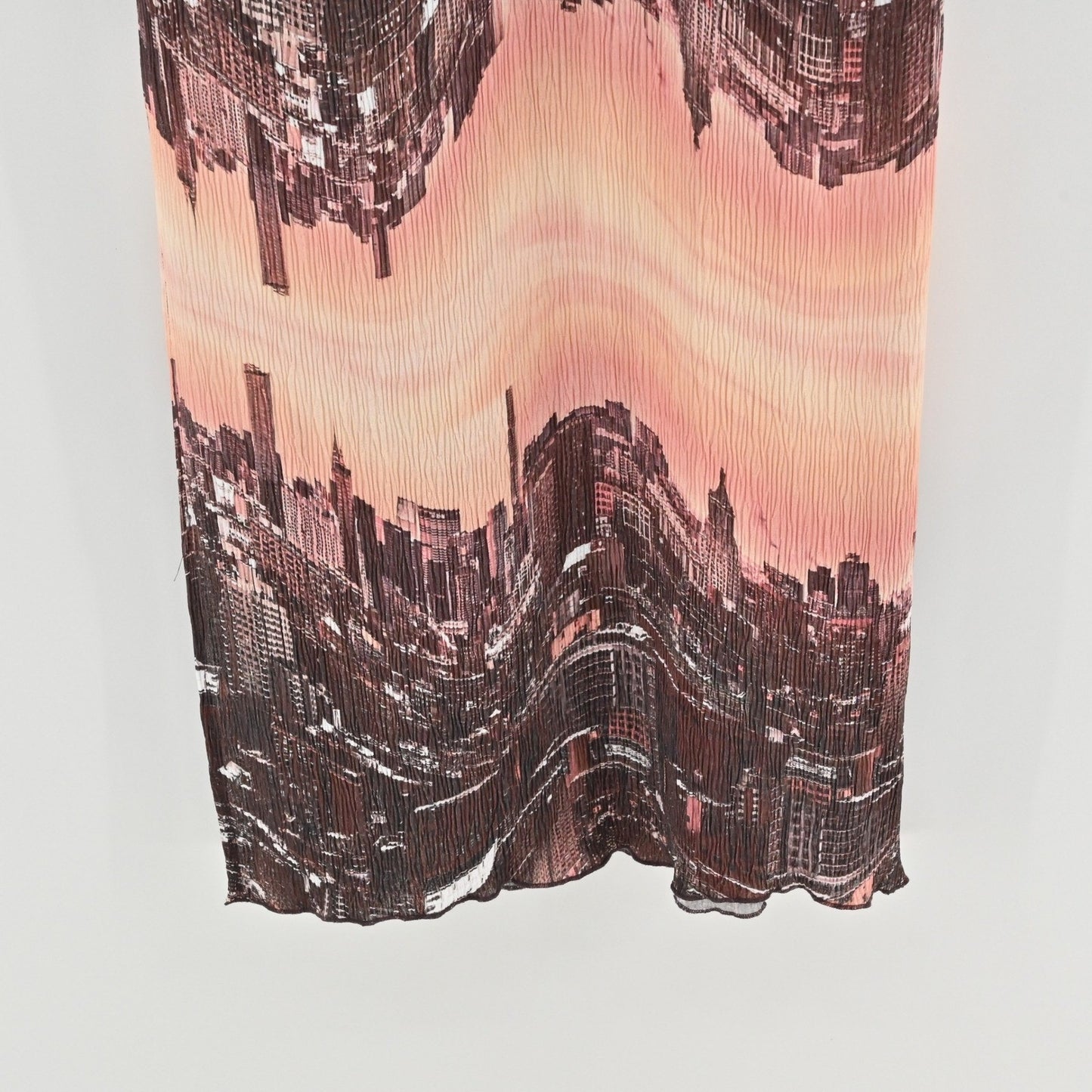 Urban Outfitters Lowkey Sleeveless Midi Dress Sz XL Crinkle Stretch City Skyline