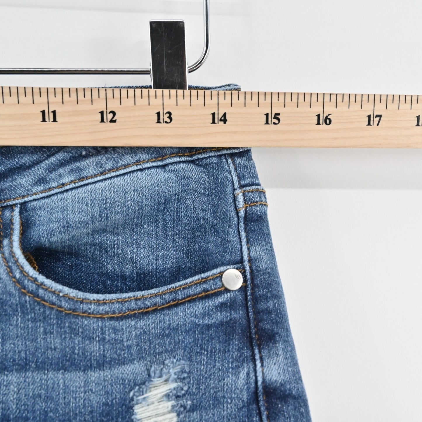 Judy Blue Womens Distressed Relaxed Fit Jeans Size 28 Stretch High Rise JB88242