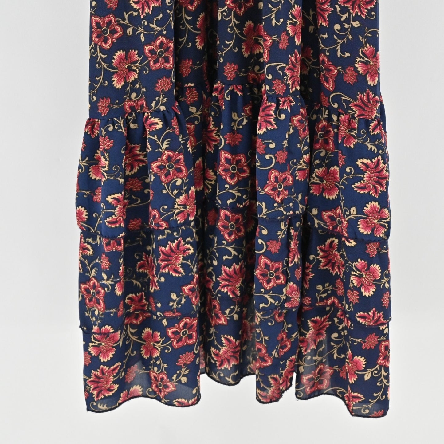 BOEMO Dress Size LP Navy Red Long Sleeve VNeck Tie Waist Floral Print Boho Maxi