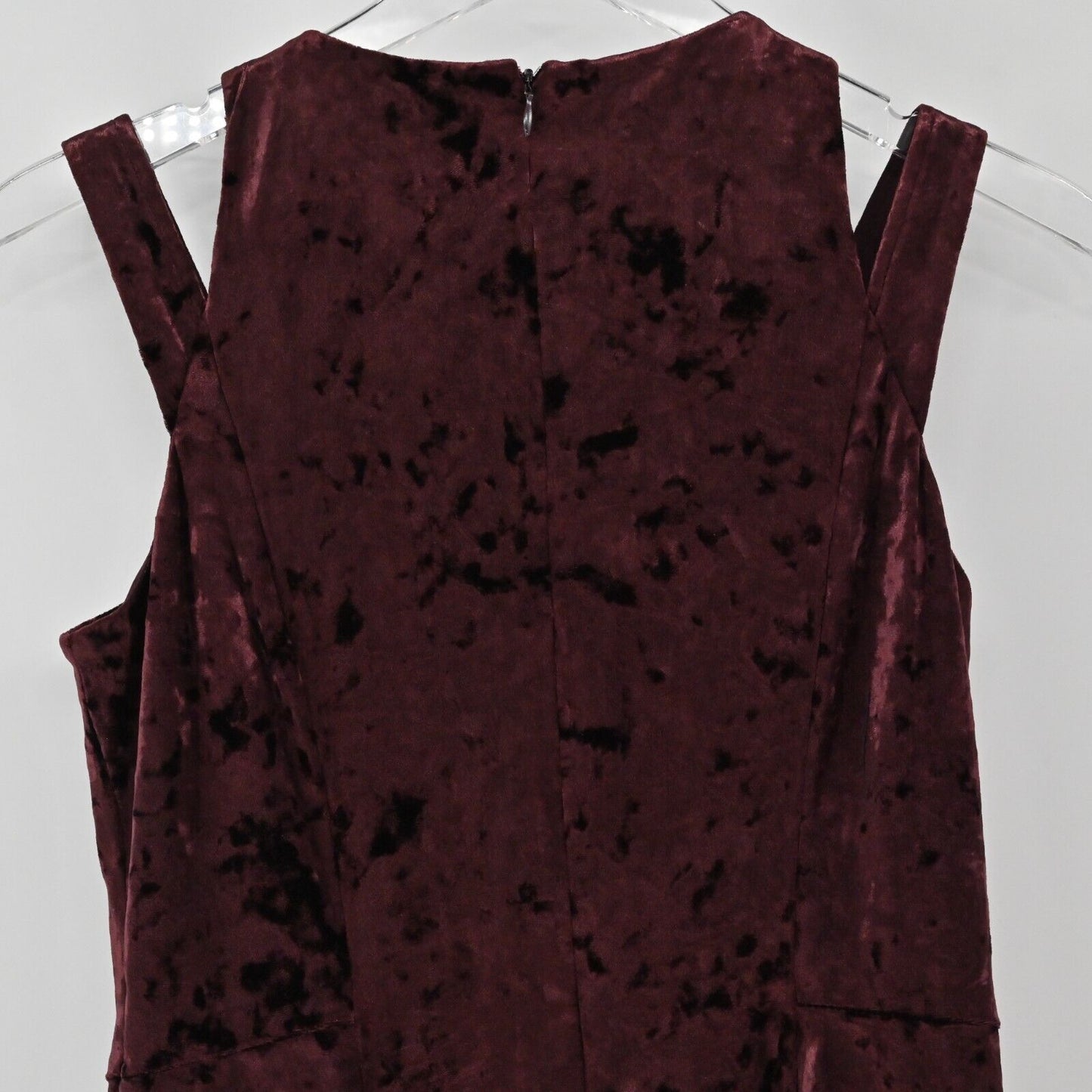 MAGGY LONDON Dress Womens Size 6 Burgundy Sheath Crushed Velvet Cut Out Shoulder