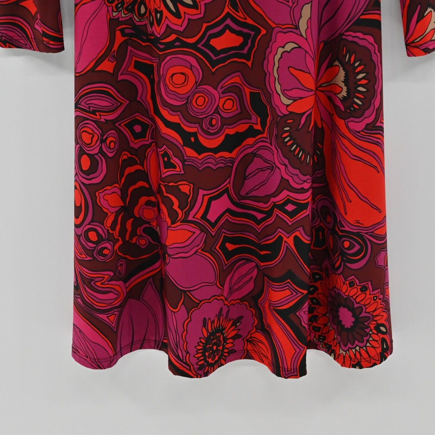 TRINA TURK Dress Size 0 Pink Red Floral V Neck Long Sleeve Paisley Valentines