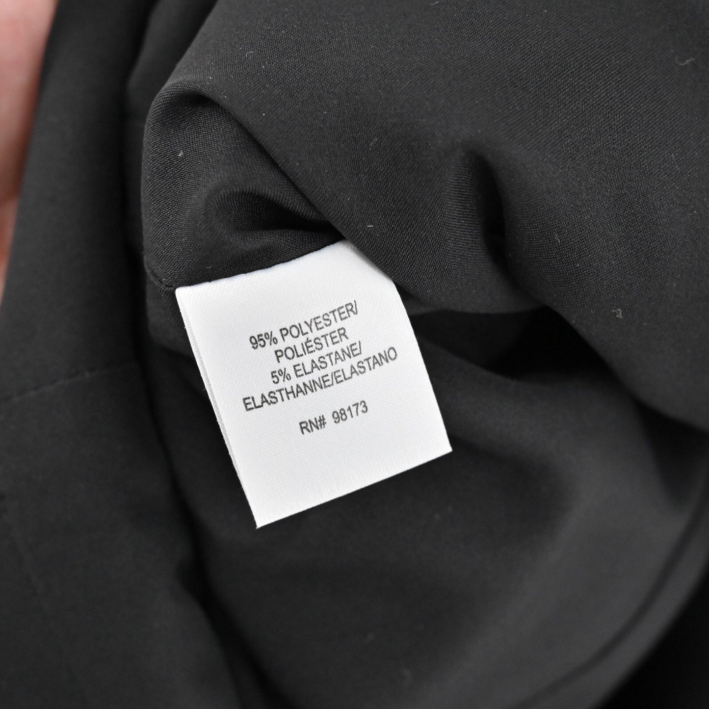 W by WORTH Dress Size 2 Classic Black Sleeveless Yellow Stitch Trim Quiet Luxury