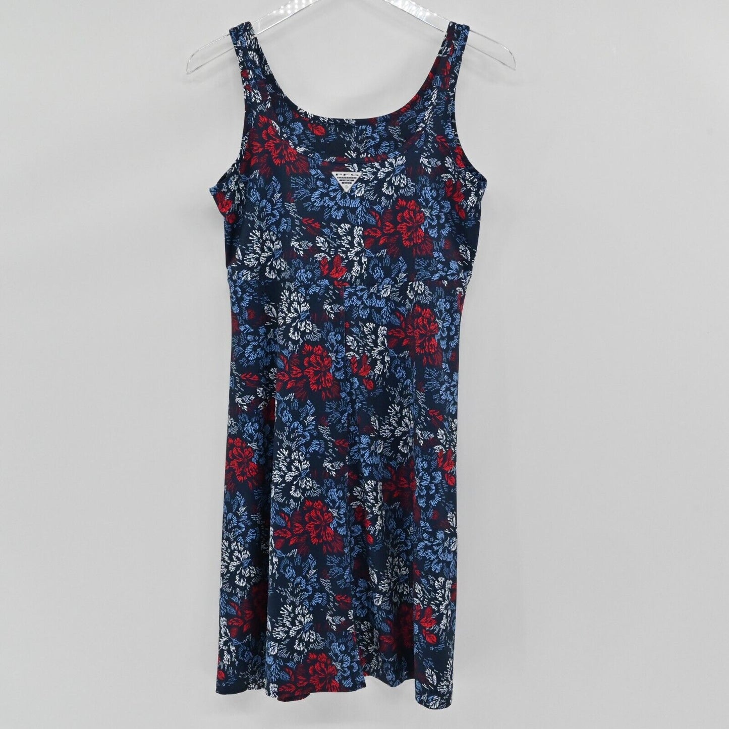 COLUMBIA Dress Womens Sz M PFG Freezer Sleeveless Collegiate Navy Deep Sea Dash